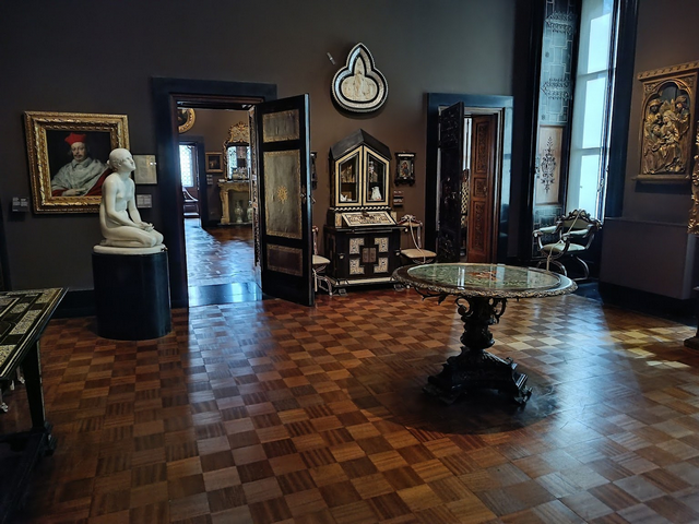 متحف بولدي بيزولي ميلان